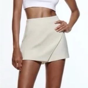 Zara Asymmetrical Skort in Ivory, Size S